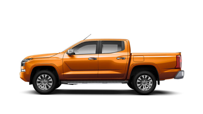 Mitsubishi Triton 2WD AT Premium